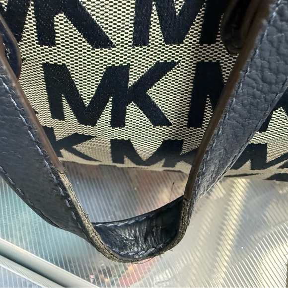MK bag gray with navy blue logo used in good condition 
Is 10” x 6 1/2” - Picture 6 of 8
